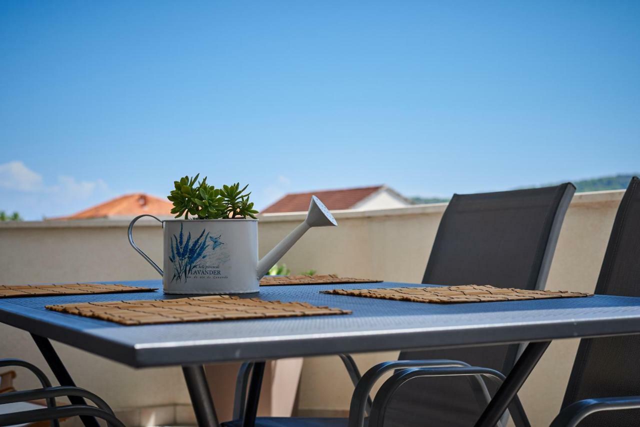 Apartmani Sara I Klara Trogir Luaran gambar